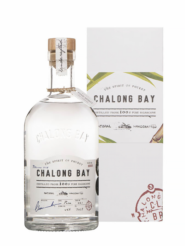 CHALONG BAY Rum - Avec Etui - visuel secondaire - Embouteilleur Officiel