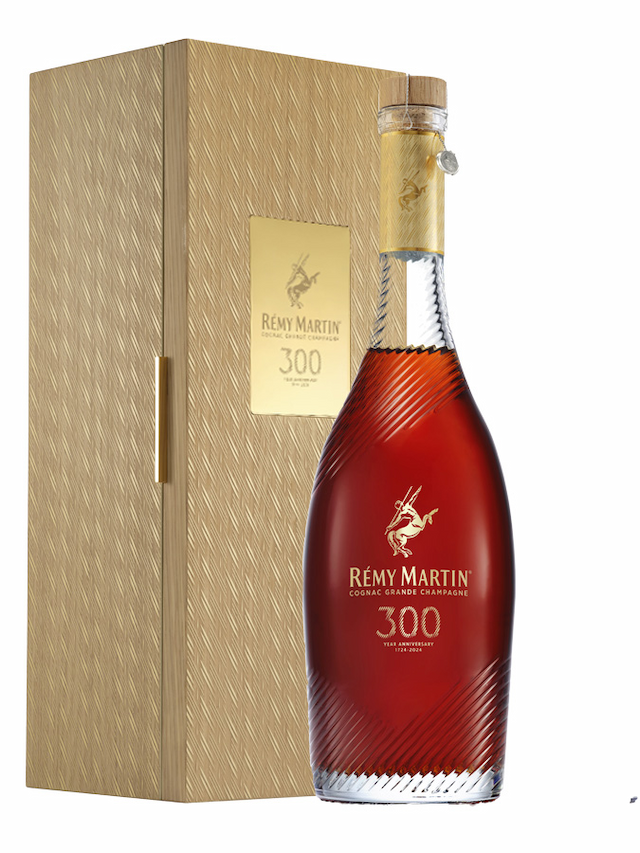 REMY MARTIN La Coupe 300 ans - secondary image - Cognac & Armagnac
